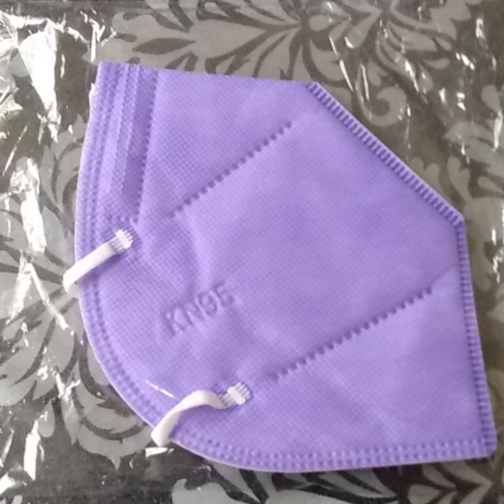*ONLY 6 LEFT* 💜 KN95 Mask Purple *BRAND NEW*
